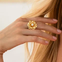 Blossom Ring / Crystal (Guld)><noscript><img width=