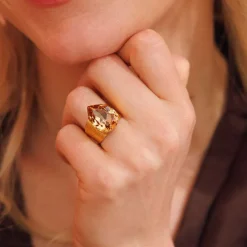 Classic Drop Ring / Light Colorado Topaz (Guld)>Caroline Svedbom Sale