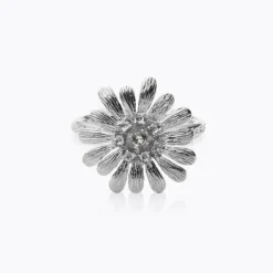 Daisy Ring / Crystal (Rhodium)>Caroline Svedbom Online