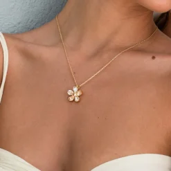 May Halsband / Silk Combo (Guld)><noscript><img width=