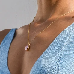 Mini Drop Halsband / Soft Pink (Guld)>Caroline Svedbom