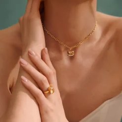 Mini Lydia Halsband / Golden Shadow (Guld)><noscript><img width=