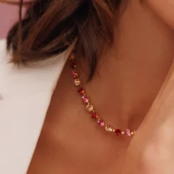 Nicola Halsband / Scarlet Combo (Guld)>Caroline Svedbom Hot