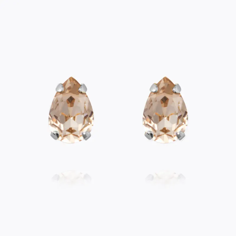 Petite Drop Örhängen / Light Silk (Rhodium)>Caroline Svedbom New