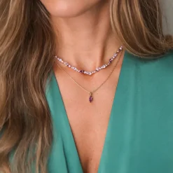Petite Navette Halsband / Iris (Gold)>Caroline Svedbom Best
