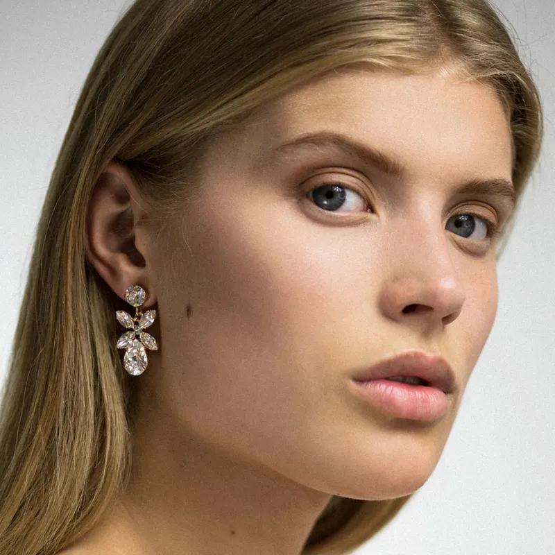 Örhängen Mini Dione Silk (Guld)>Caroline Svedbom Hot