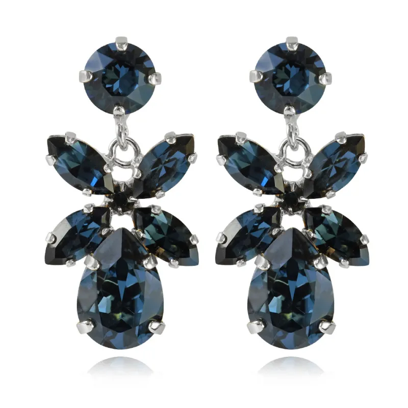 Örhängen Mini Dione Montana (Rhodium)>Caroline Svedbom New