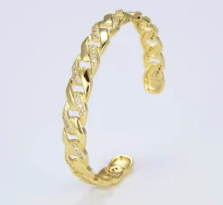 bred Guldarmring med 18K förgyllning med CZ>Celine Estelle Hot