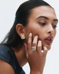 Infinity Knot Sparkle Studs L – Guld>Edblad Sale