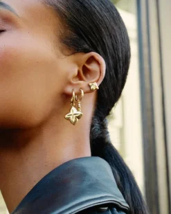 Scala Studs S Örhängen – Guld><noscript><img width=