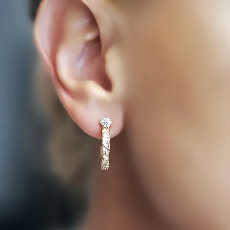 Emma Israelsson Princess hoops stone Små guld – ear156>Dam Clearance