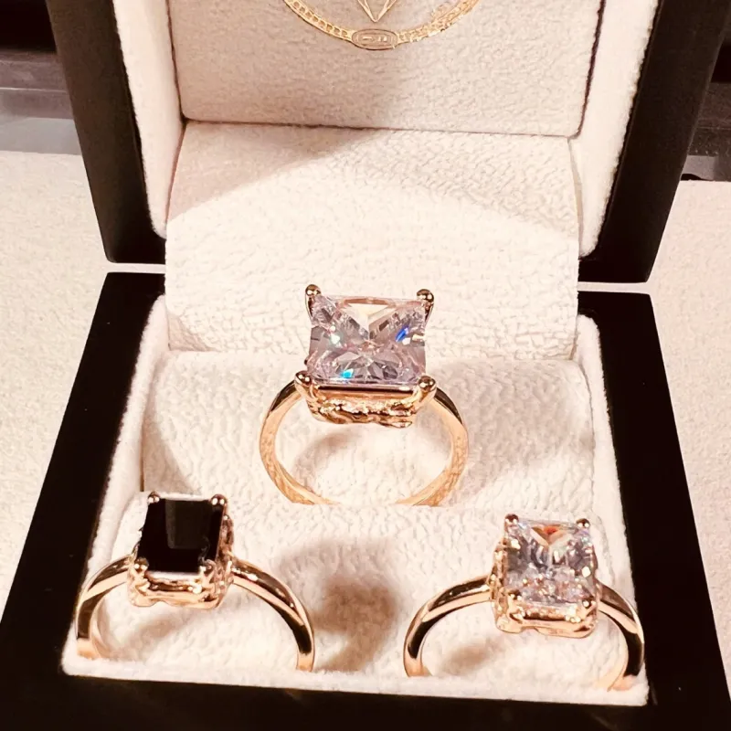 Queen Ring M Guld Ring156 – Vit>Emma Israelsson New