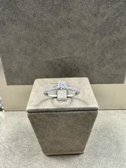 18K Vitguld Solitär ring – RBG028 ( Begagnad )> Clearance