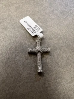 Kors i 18K Vitguld med 0,50ct TW/SI Diamanter – KVG004>