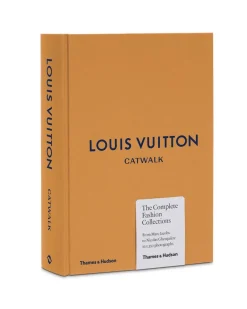 Louis Vuitton Catwalk> New