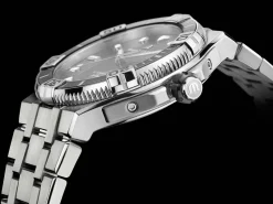 Maurice Lacroix Venturer 43mm AI6058-SS002-330-1>Aikon Online