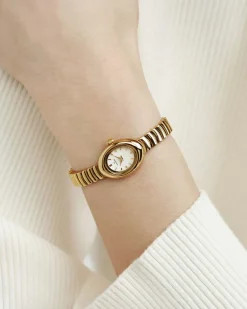 Mockberg Belle Oval Petite Klocka Guld MB1416><noscript><img width=