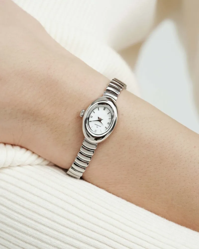 Mockberg Belle Oval Petite Klocka Silver MB1417>Klockor Online