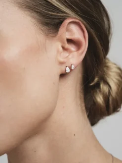 Belle Studs Medium Silver><noscript><img width=