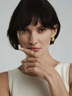 Chic Ribbed Ring Guld><noscript><img width=