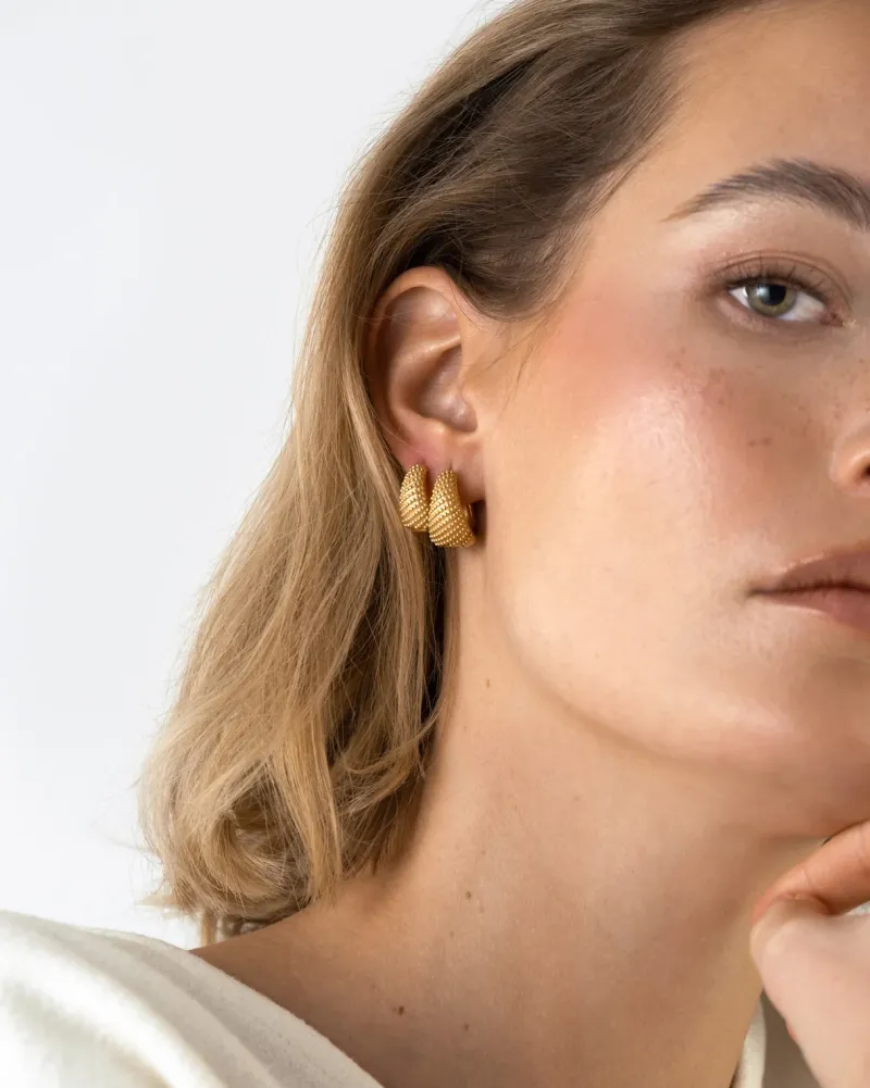 Honey Örhängen Medium Guld>Mockberg New