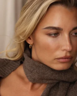 Slim Medium Hoops Örhängen Guld>Mockberg Outlet