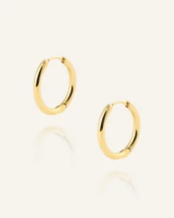 Slim Medium Hoops Örhängen Guld><noscript><img width=