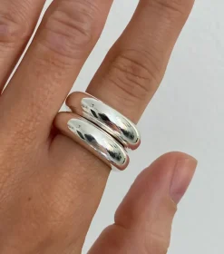 Syster P Bolded Ring Silver><noscript><img width=