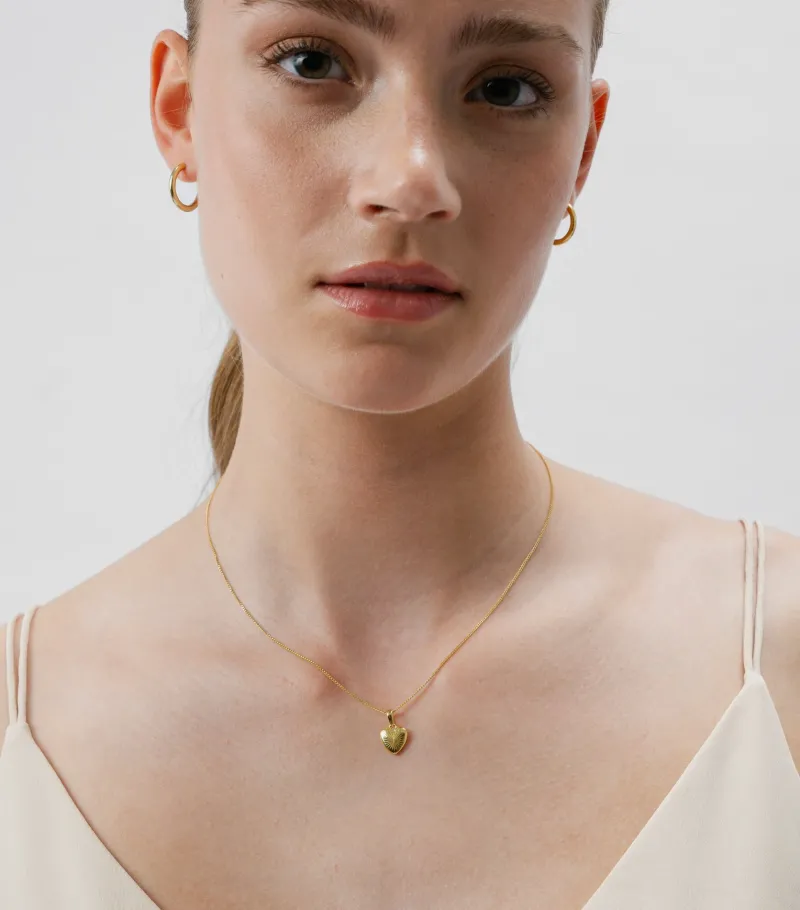 Syster P Sunburst Heart Guld>Halsband