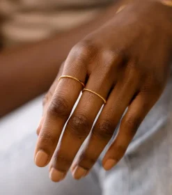 Syster P Tiny Ultrathin Ring Guld><noscript><img width=