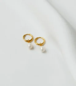 Syster P Treasure Pearl Hoop Guld><noscript><img width=