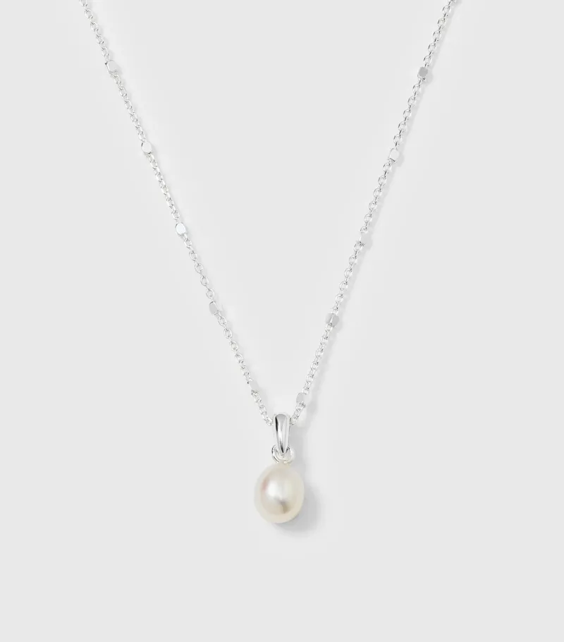 Syster P Treasure Single Pearl Silver>Halsband Clearance