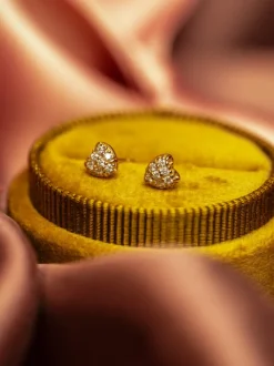 YLVA LI Pave Heart Diamond Örhängen – Gold 8651><noscript><img width=
