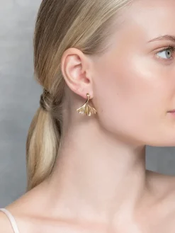 YLVA LI Petite Embla Leaf – Guld>Örhängen Discount